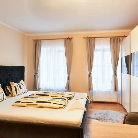 Whisper W Free Parking 24h Check-in